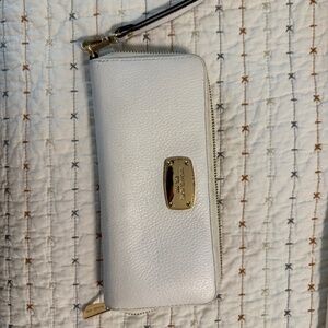 Michael Kors full size wallet or wristlet perfect condition